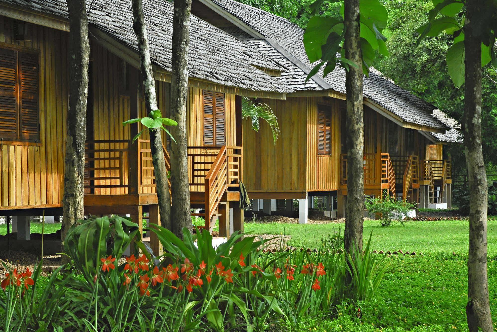 La Folie Lodge Champassak Exterior foto