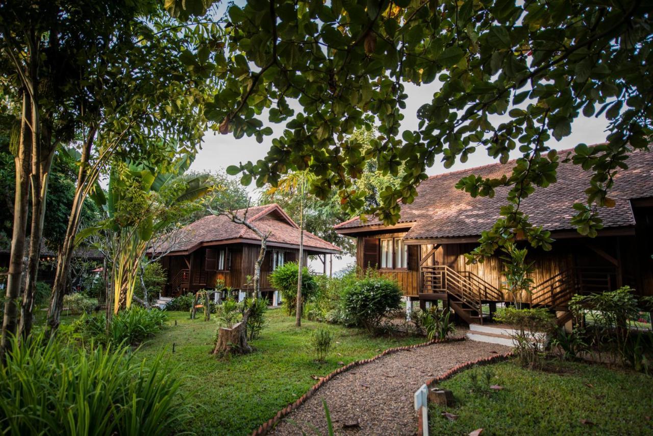 La Folie Lodge Champassak Exterior foto